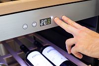 Винный шкаф CASO WineChef Pro 126
