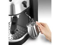 Рожковая кофеварка DeLonghi EC 271.B